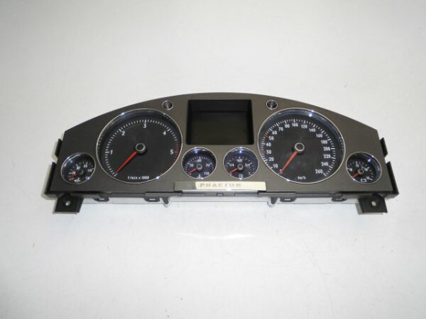 Original VW Phaeton 3D 3,0TDI TACHO COCKPIT KOMBIINSTRUMENT 3D0920882F