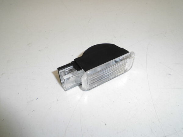 Original VW Phaeton 3D Fußraumbeleuchtung Innenleuchte Leuchte 4B0947415A